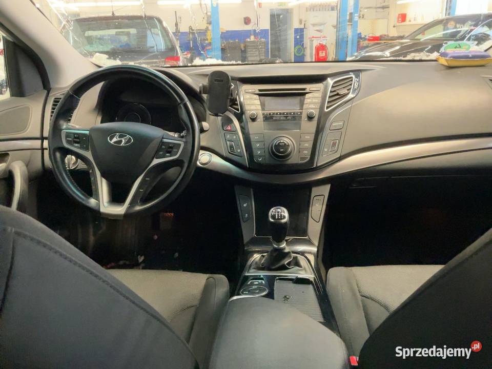 Hyundai i40 16 benzyna 135 Ostrowiec Świętokrzyski