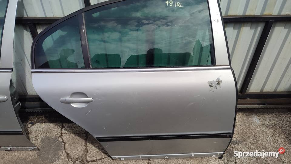 SKODA SUPERB I 3U 0106 DRZWI LEWE PRZÓD Włoszczowa