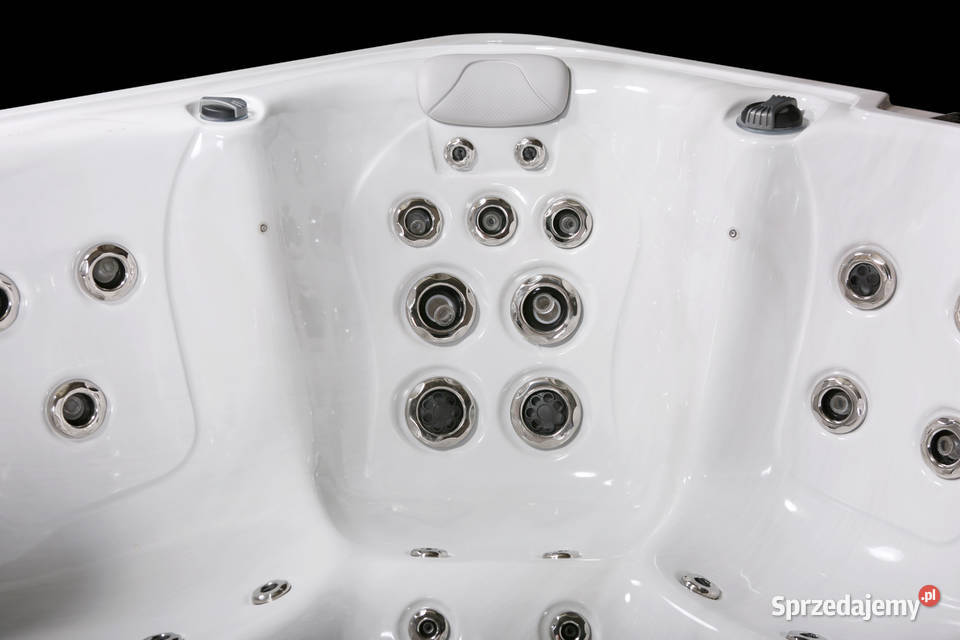 Nowa luksusowa wanna ogrodowa z hydromasażem Jacuzzi Kraków