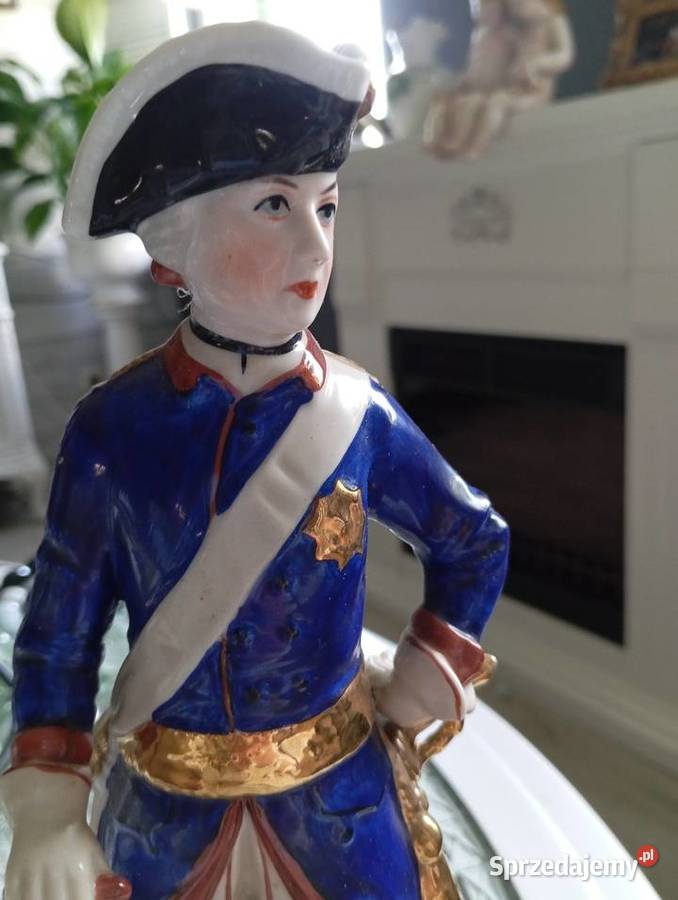 Porcelanowa figurka sygnowana Zielona Góra sprzedam