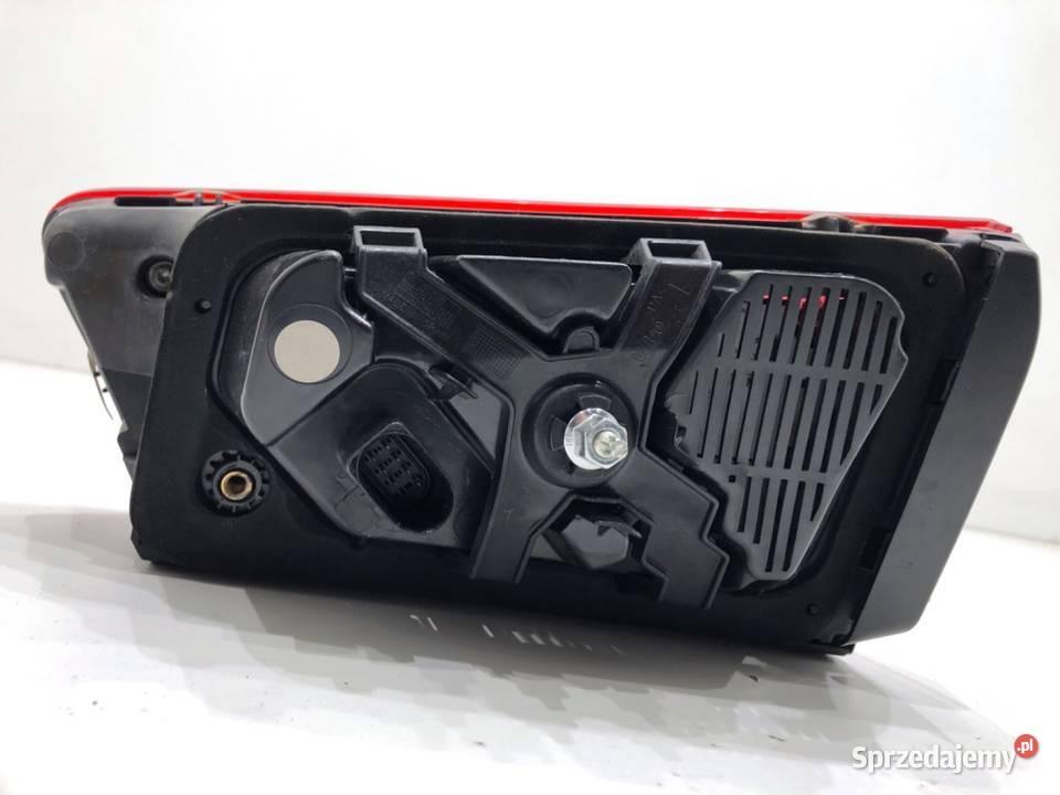 LAMPA TYŁ LEWA WEWNĘTRZNA AUDI A6 C7 4G9945093F