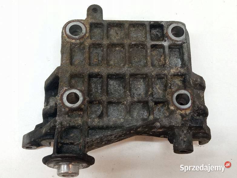 ŁAPA WSPORNIK 059903143S 30 TDI Audi A4 IV Rok produkcji 2011