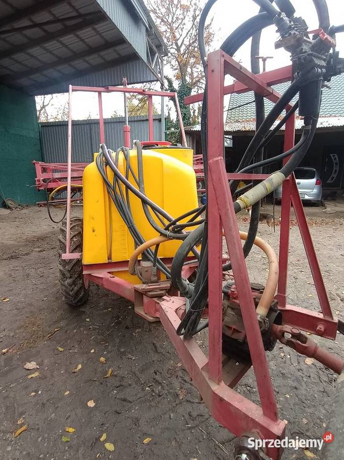 Opryskiwacz ciągany 1200 l Ostrowiec Świętokrzyski