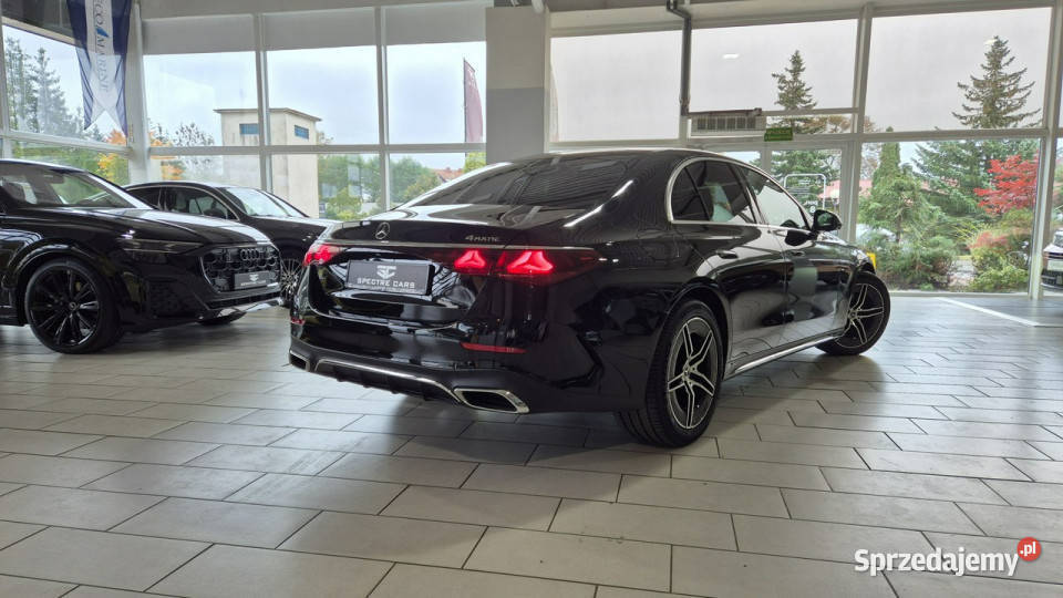 Mercedes E 220 W214 2023 klimatyzacja