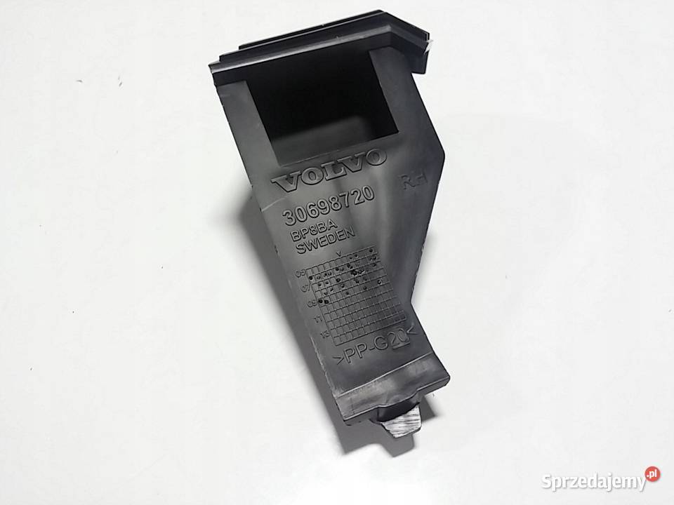 VOLVO C30 slizg zderzaka przedni lewy 30698720 Bielany Wrocławskie sprzedam