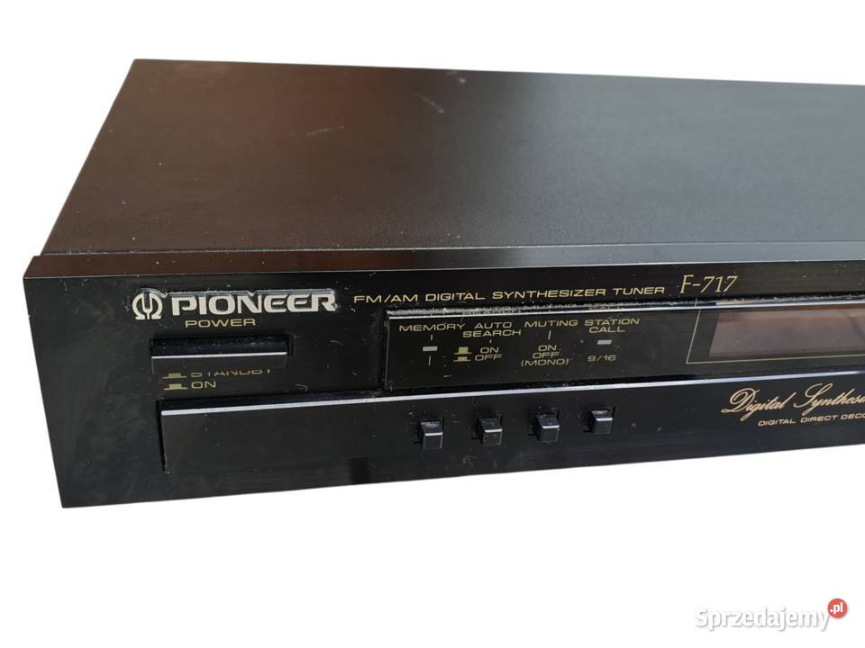 Stary tuner cyfrowy radio Pioneer F717 Made in Cieszyn