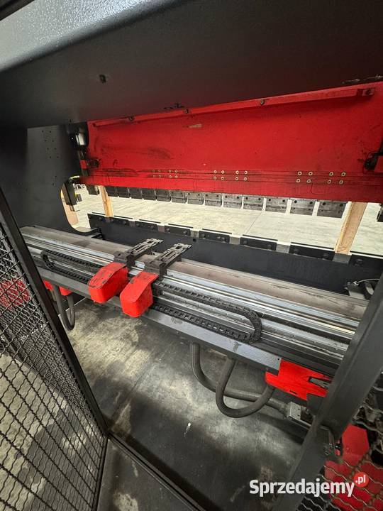 Prasa krawędziowa Amada HFE 1003 8osi CNC mało Wrocław sprzedam