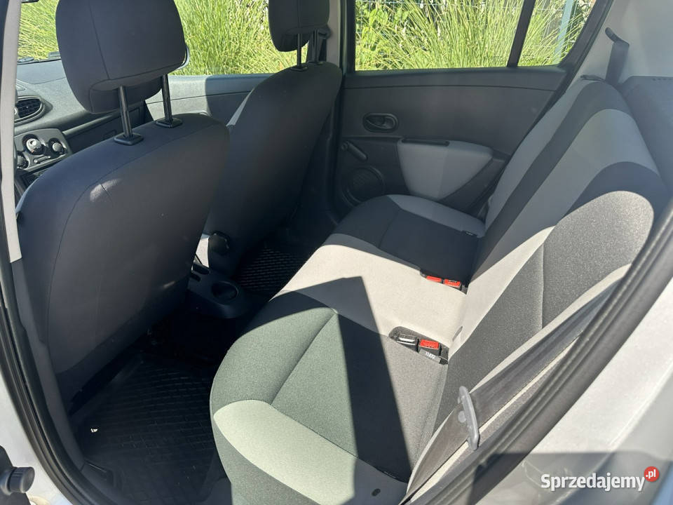 Renault Clio BEZWYPADKOWE Niski oryginalny srebrny Samochody osobowe