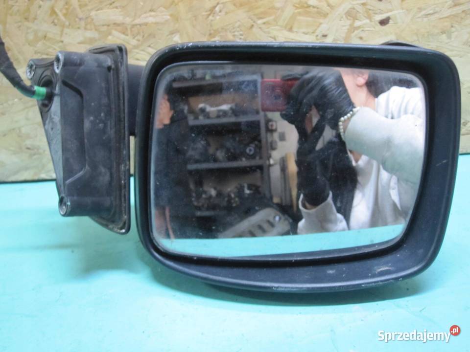 LAND ROVER DISCOVERY III 07r lusterko lewe