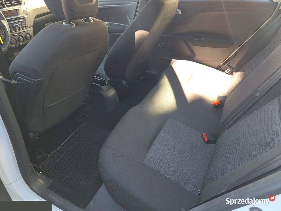 Peugeot 301 16d 100 2017r Praktyczny i Bielawa