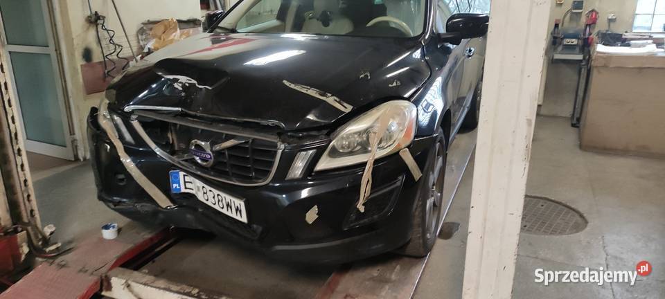 Volvo XC60 32Bgaz 227 światła do jazdy dziennej