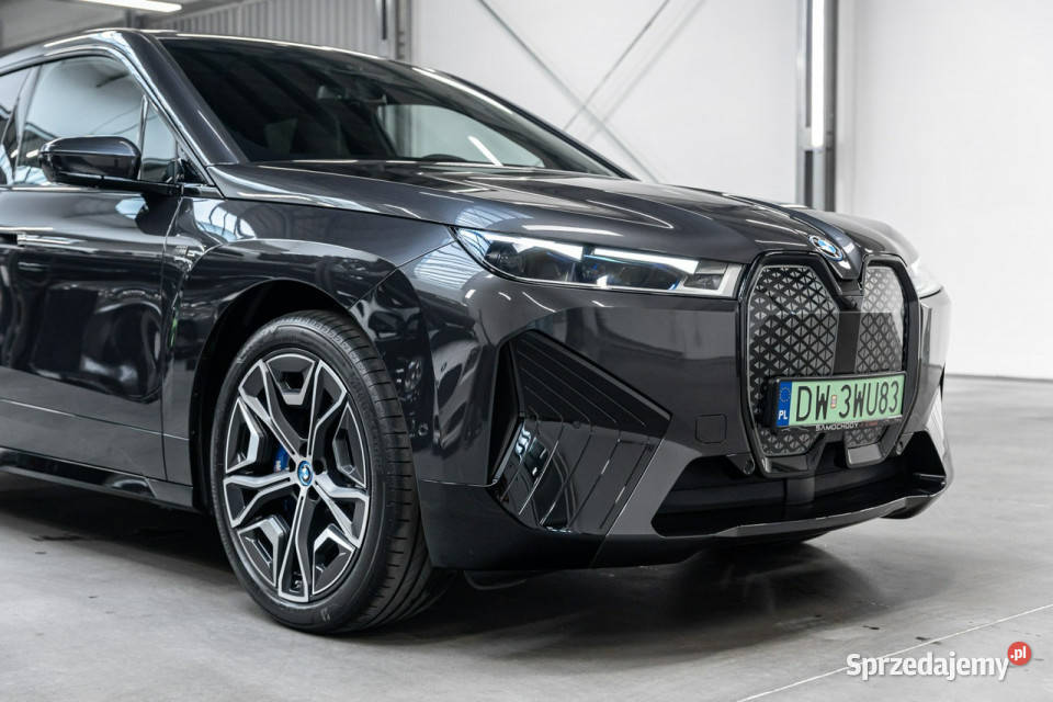BMW iX M60 619 Przebieg 6800 Bezwypadkowy 1015 szary Węgrzce