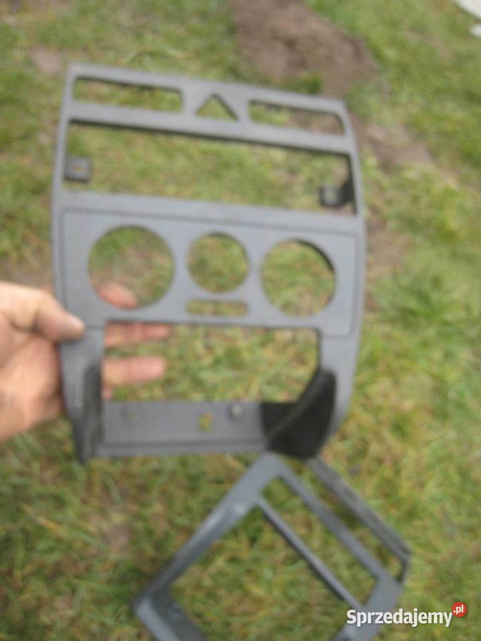 Ramka konsoli centralnej kokpitu Audi A3 8L 96 Rok produkcji 1997 Kraków sprzedam