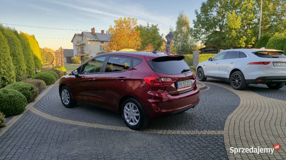 FORD FIESTA MK8 11 BENZYNA 2020 49 SERWIS BOGATE radio podkarpackie sprzedam