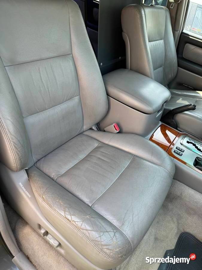 Toyota Land Cruiser 100 Siedzenia fotele Brzesko