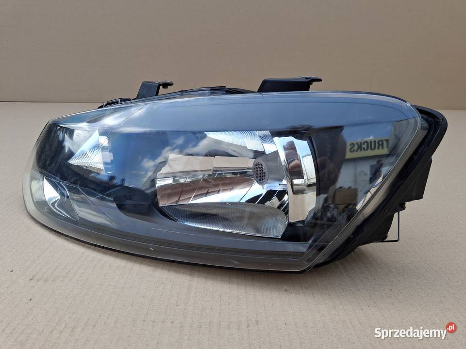 VW POLO 6R REFLEKTOR LEWY LAMPA LEWA Bieleń sprzedam