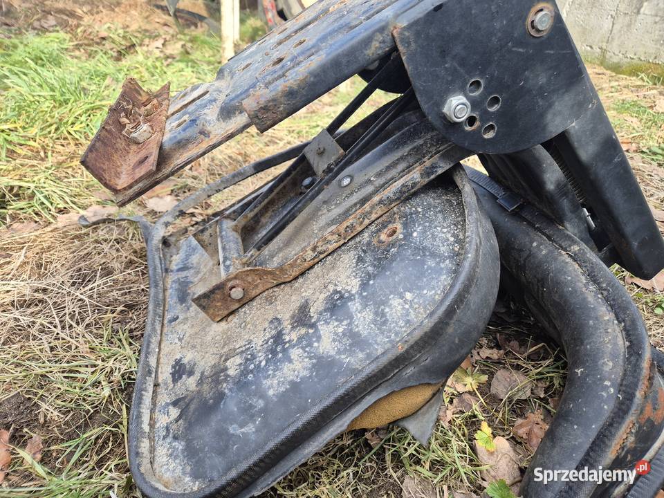 Fotel Ursus C330 siedzenie Ursus Pozostałe Bucze