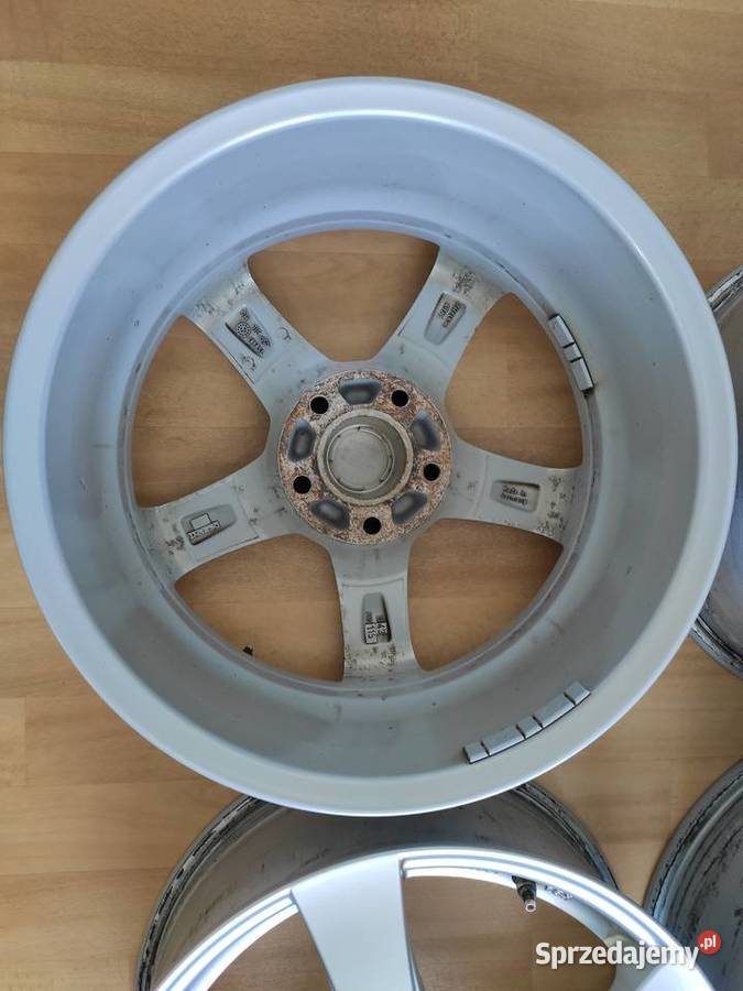 Alufelgi DEZENT Opel Insignia B Astra J Zafira Średnica 17" sprzedam