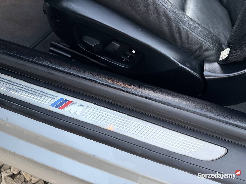 BMW 325 E93 MPakiet 2008r 30 benzyna 242 Manual benzyna