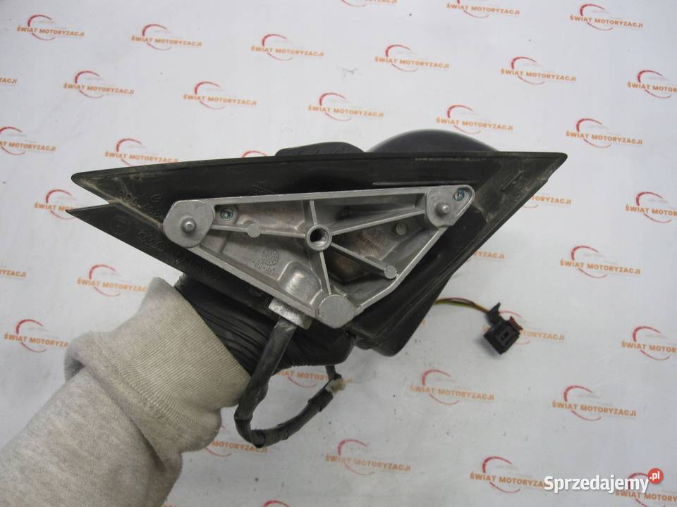 AUDI A3 8P II LIFT 10r lusterko prawe 408 504 6 osobowe Kielce