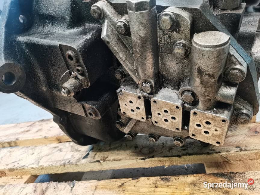Obudowa skrzyni ładowarki JCB 45930190P wielkopolskie Wilkowo sprzedam