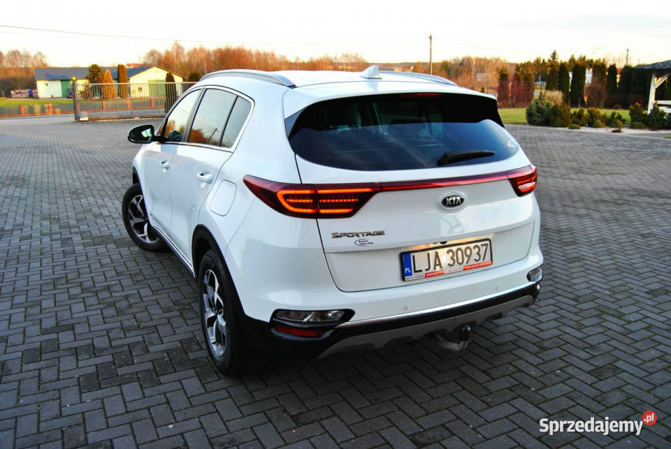 Kia Sportage 4x4 LIFT Zarejestrowany HAK Navi wspomaganie kierownicy