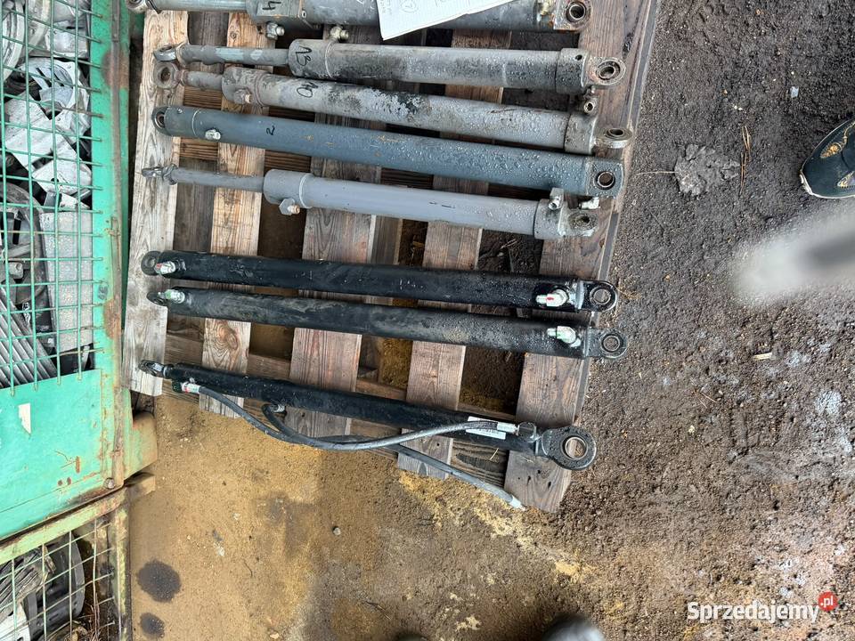 Siłownik hydrauliczny dwustronnego działania