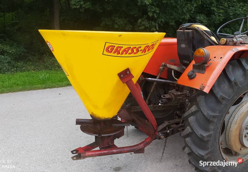 Rozsiewacz do nawozu Lejek GRASSROL 350l mały Rolnictwo Dąbrowa Tarnowska