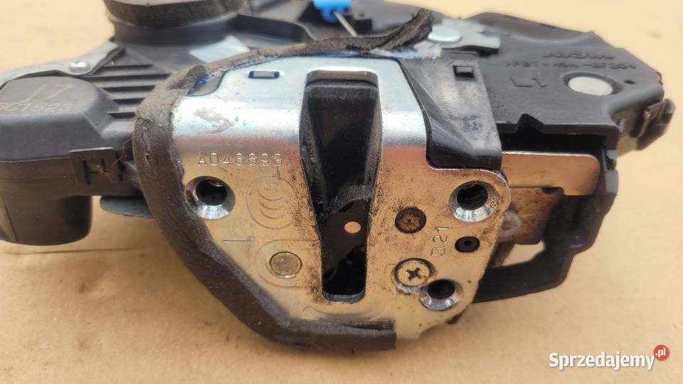 ZAMEK DRZWI LEWY PRZÓD PRZEDNI LEXUS IS220 Ruda Śląska