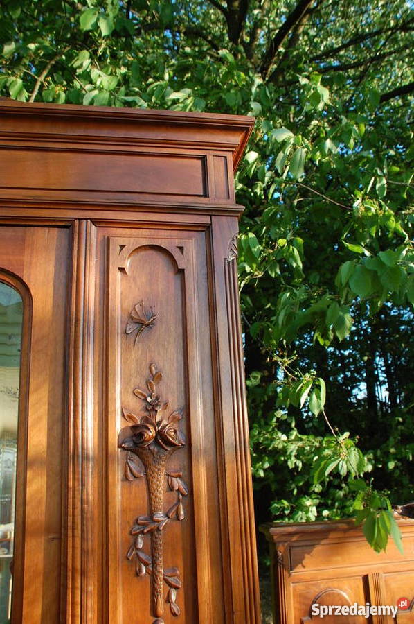 Francuska piękna szafa z kryształowym lustrem z