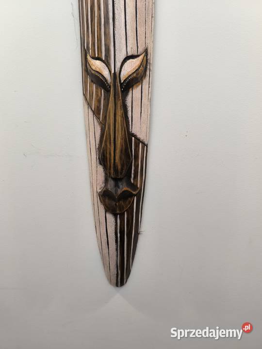 Piękna maska etniczna wisząca ozdobna łódzkie