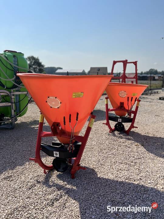 Lejek Rozsiewacz Nawozów Lejkowy 200500 nieuszkodzony Nawożenie sprzedam