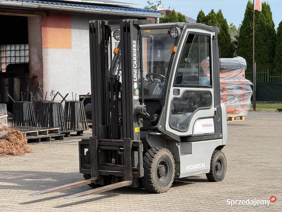 Wózek widłowy Nissan 15 tony udźwig 1500 maszt Nissan sprzedam