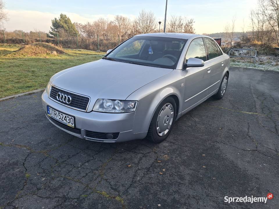 Audi A4 b6 20 benzyna 130 manualna Lubin