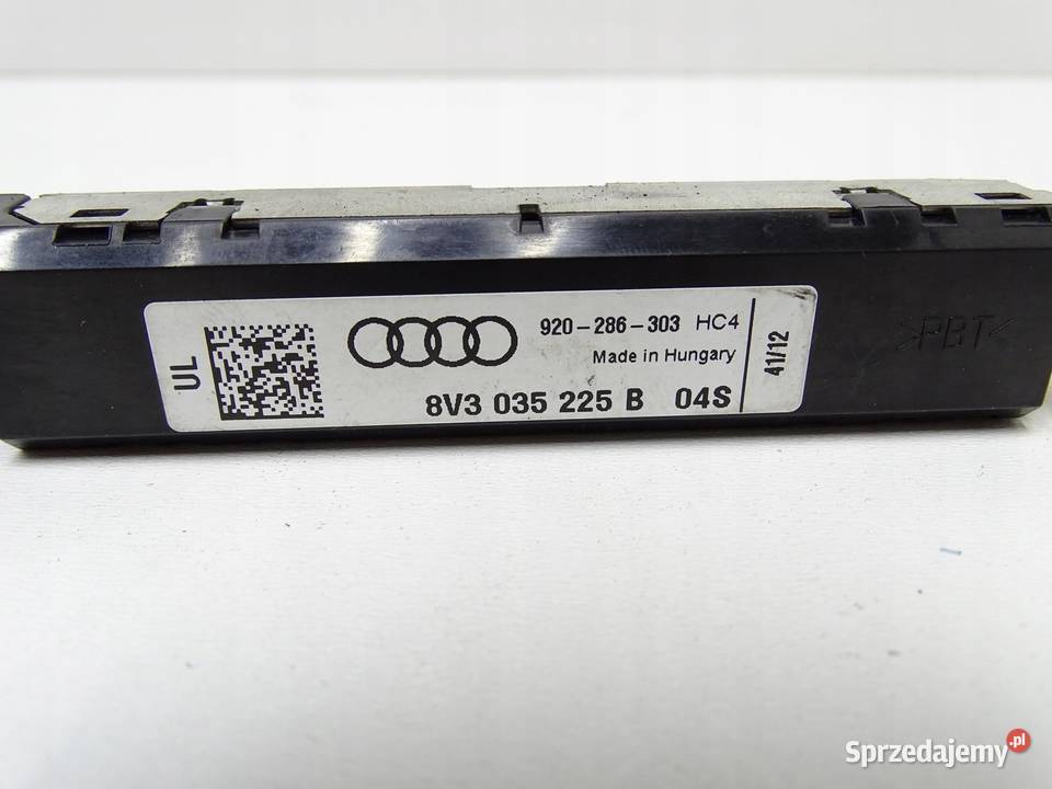 WZMACNIACZ ANTENY ANTENOWY AUDI A3 8V 8V3035225B