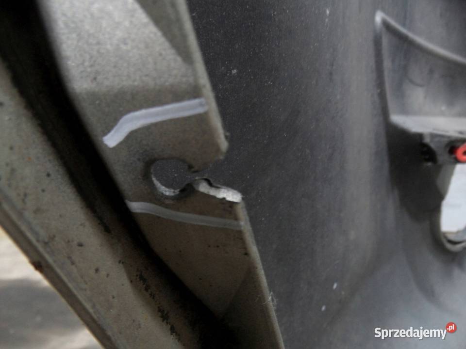 OPEL CORSA D zderzak przód osobowe