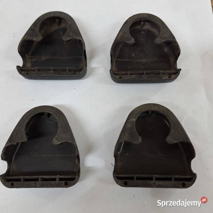 VW Garbus Golf MK1 zaślepka pasów bezpieczeństwa Gołków