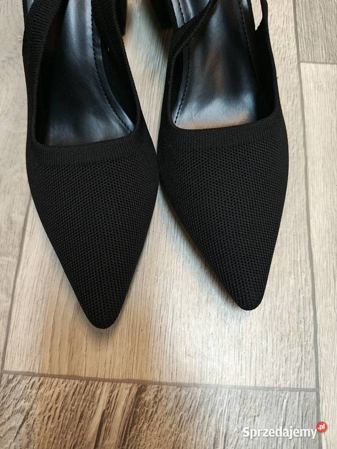 43 Czarne czółenka wieczorowe z odkrytą piętą Kraków