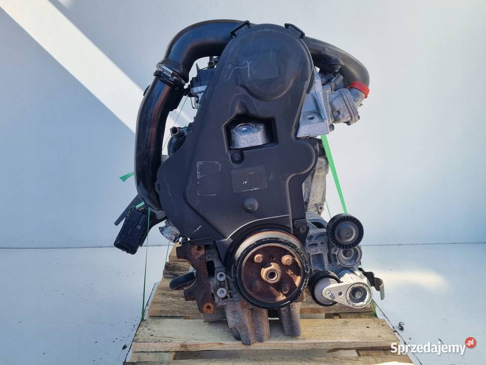 SILNIK BEZ OSPRZĘTU Volvo C70 II 24 D5 179 113