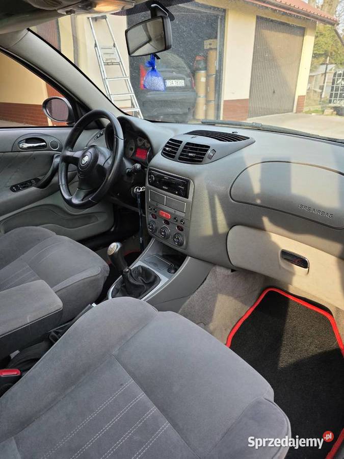 Alfa Romeo 147 16 120 2005r Rok produkcji 2005 Głazów sprzedam