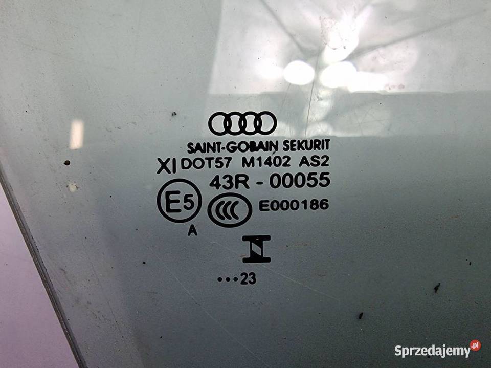 SZYBA PRAWY PRZÓD AUDI A4 B9 QUATTRO osobowe Pozostałe Lipno