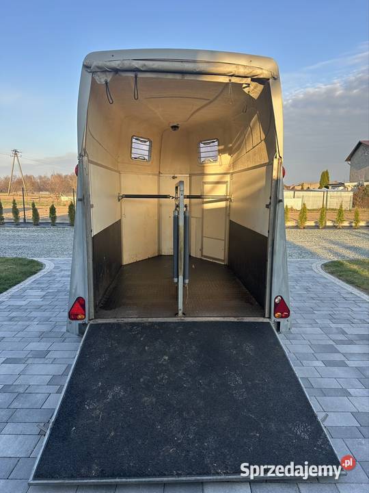 Przyczepa do przewozu 2 koni zwierząt dmc 1300 sprzedam