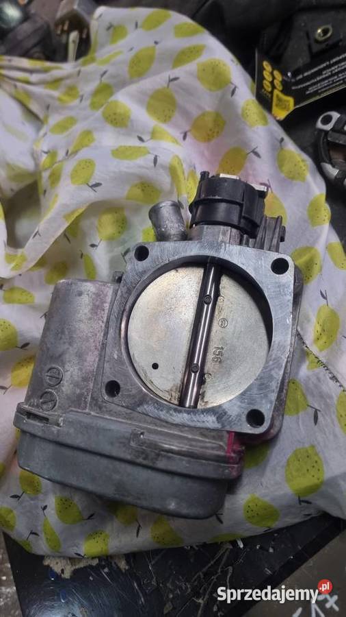 Przepustnica mercedes m119 v8 4250 osobowe lubelskie Bełżyce