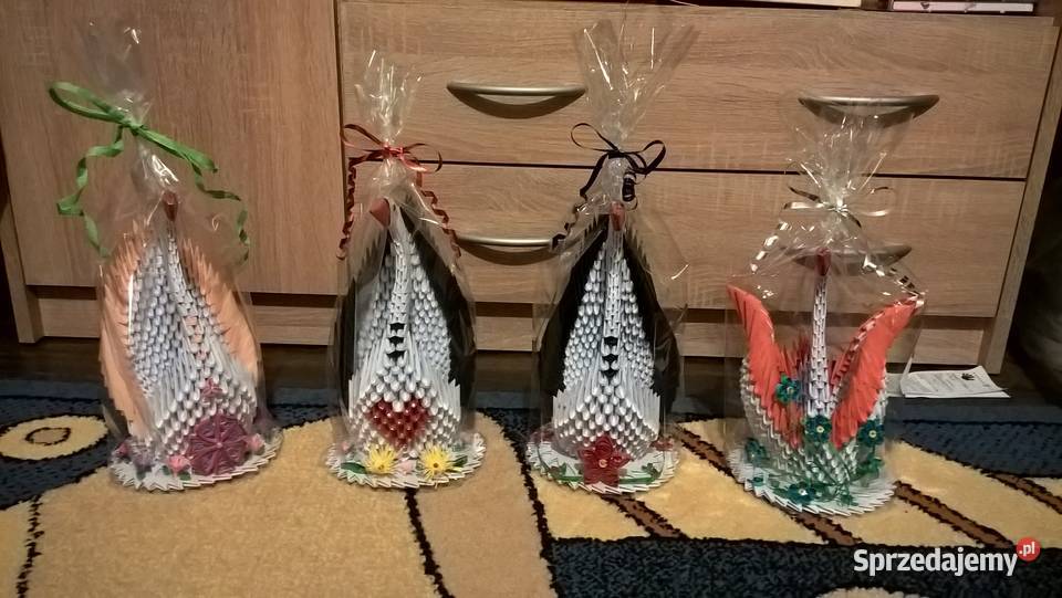 ŁABĘDŹ wśród kwiatów prezent dekoracja Puławy
