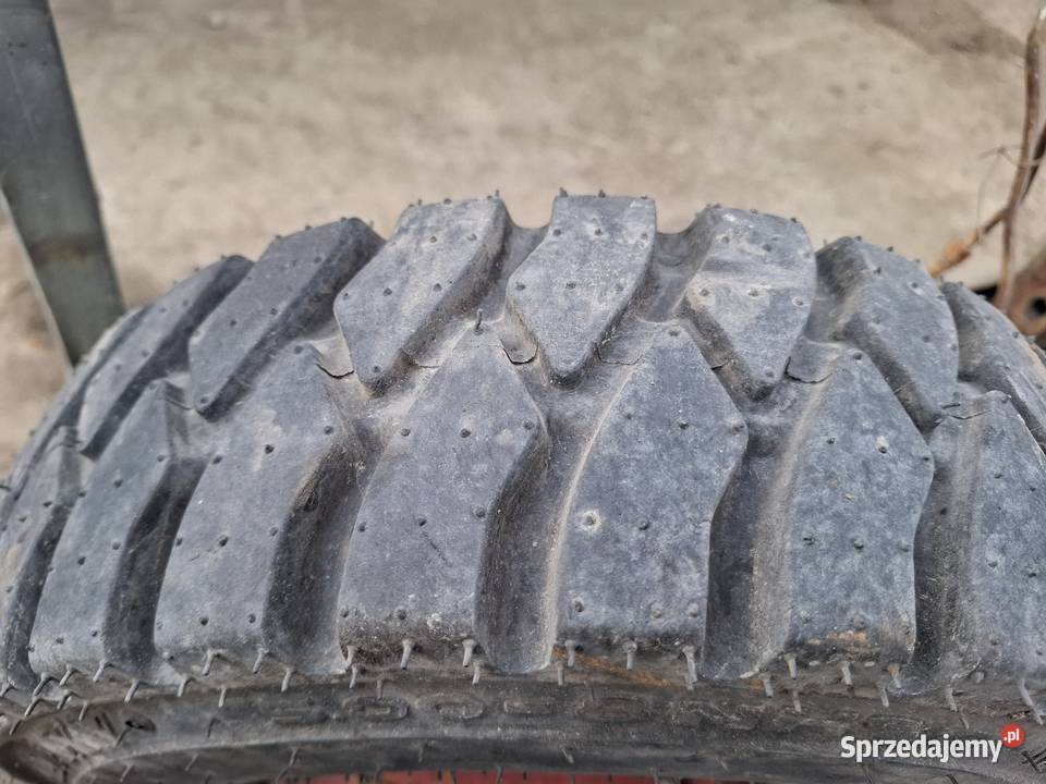 Opony do wózków widłowych 5008 25015 25x6 28x915 Targoszyn sprzedam
