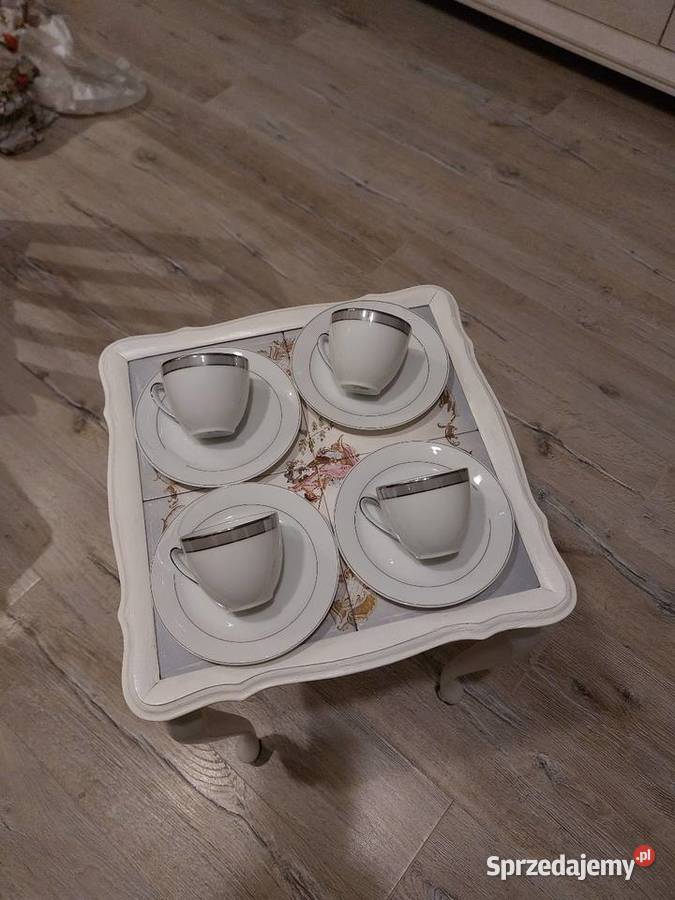 Cztery filiżanki Hutschenreuther Porcelana i szkło dolnośląskie Wałbrzych