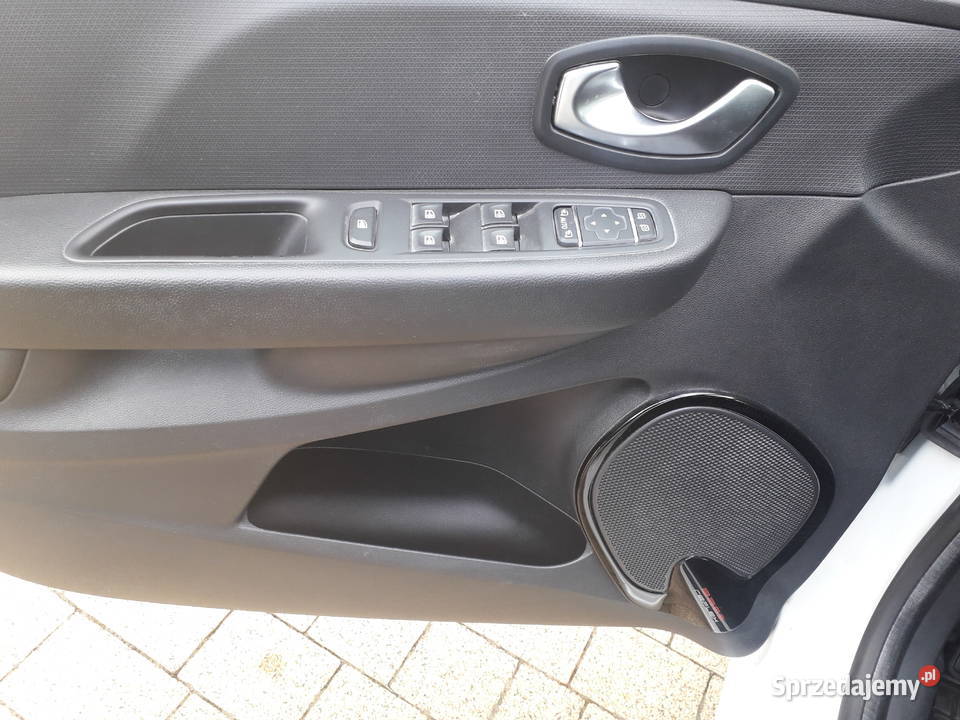 Clio IV Lift 09 TCE Biała Perła Limited NaviFree Lublin