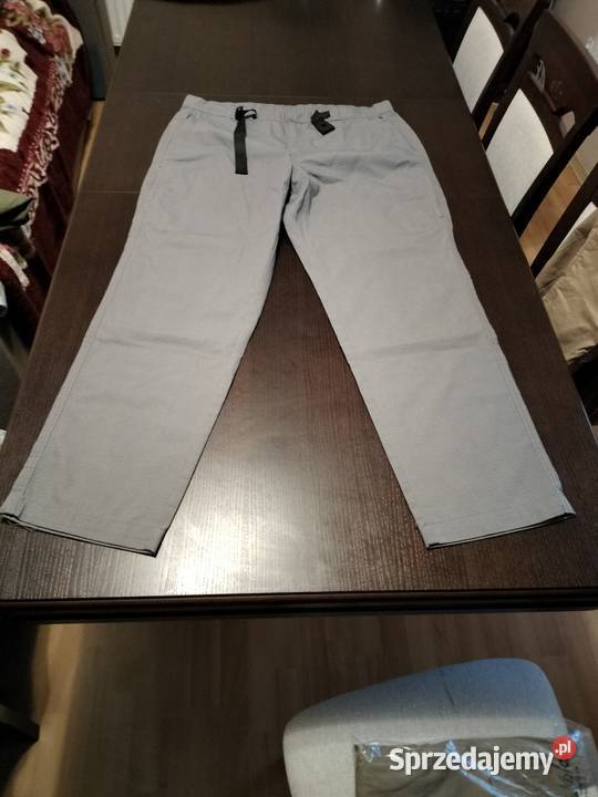 Nowe Spodnie Cropp 38 XXL Eleganckie z paskiem w Odzież i bielizna męska dolnośląskie Zbaków Górny sprzedam