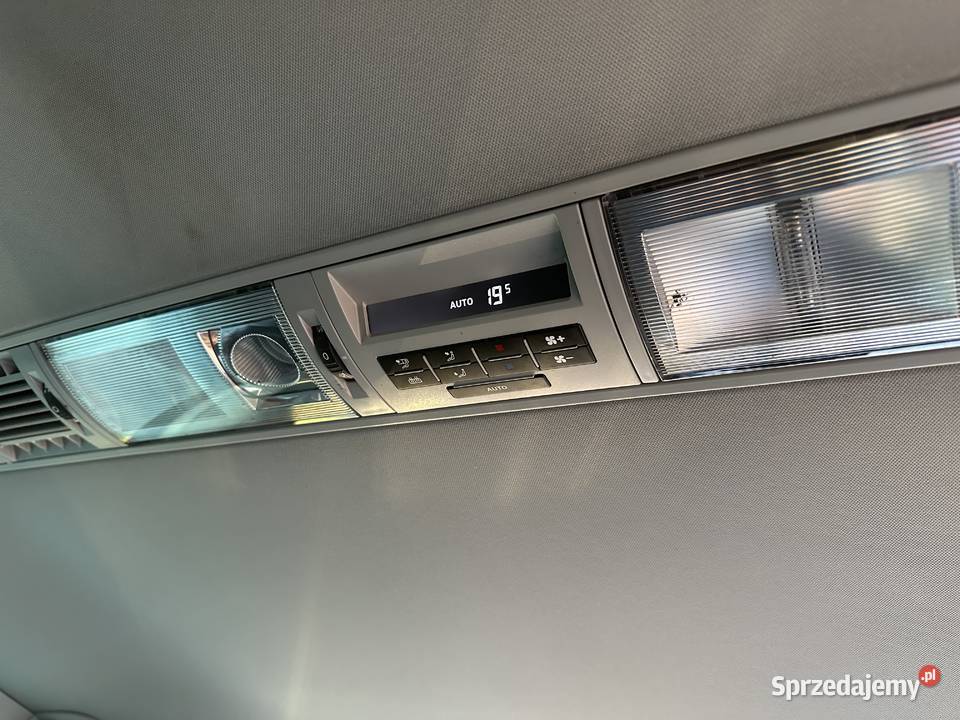 Caravelle 20TDI 150L28osóbSalon Plock 323000km Płock sprzedam