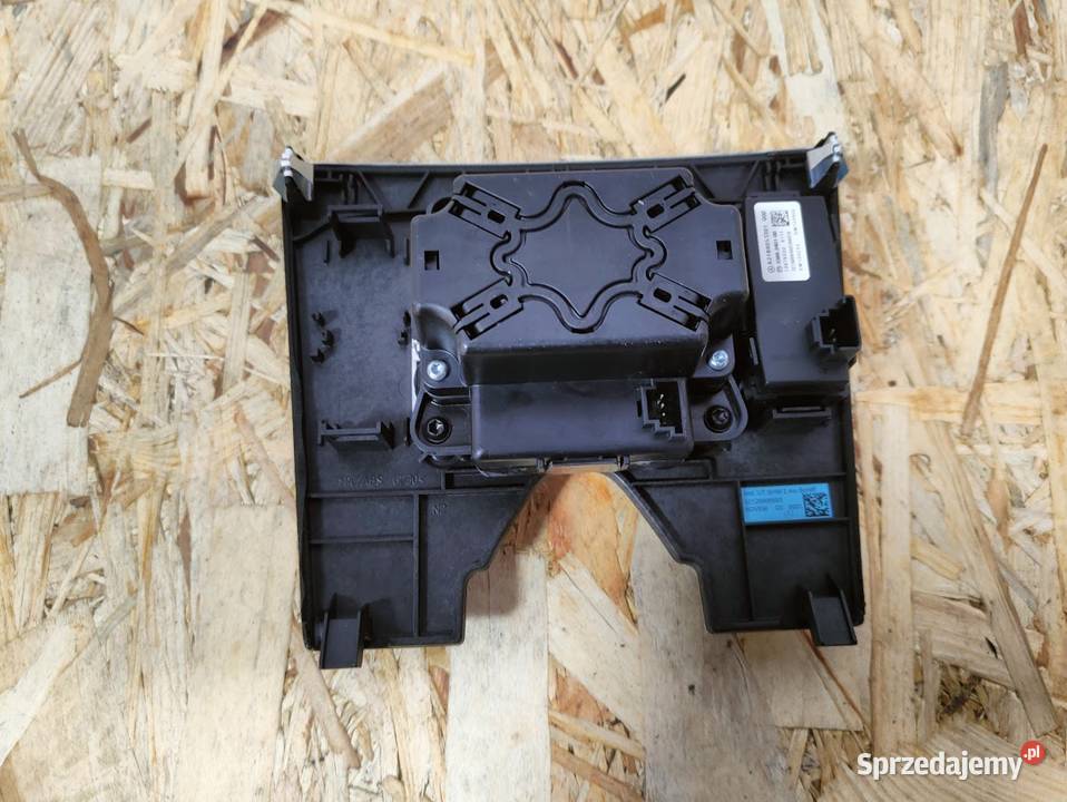 Panel Przełącznik Radia Mercedes W212 wielkopolskie
